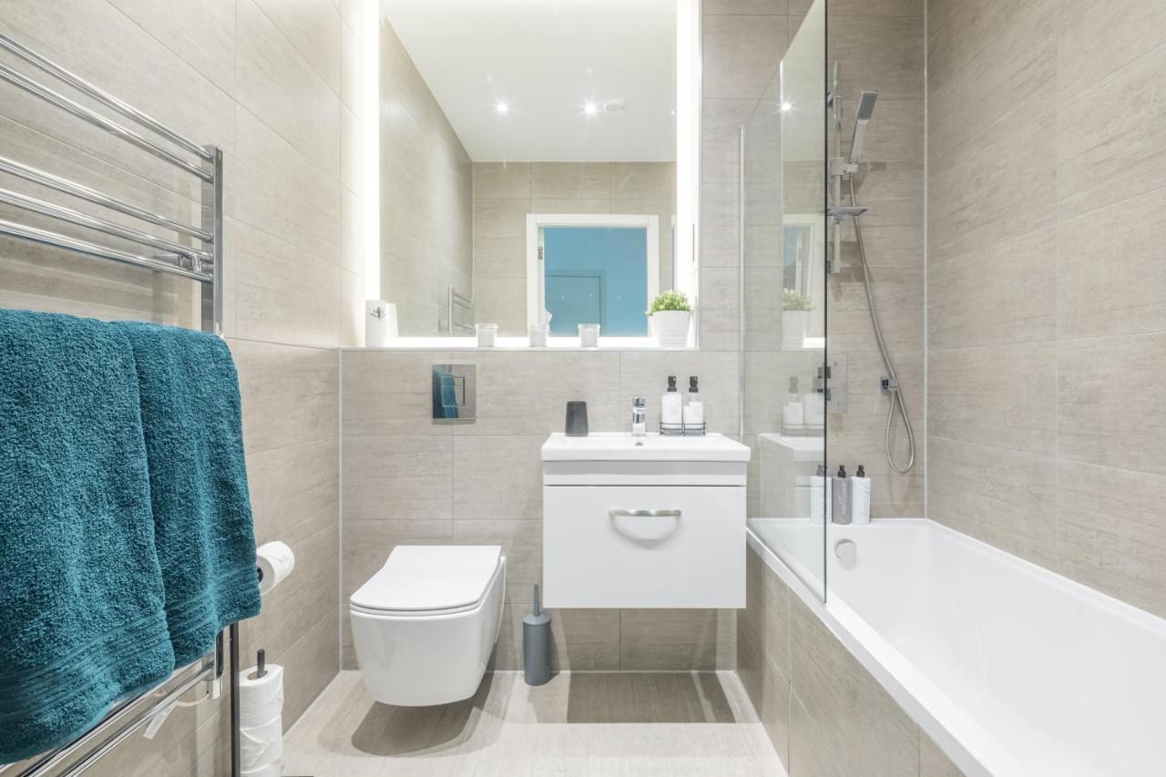 Elegant Apartment Μίλτον Κέινς Εξωτερικό φωτογραφία